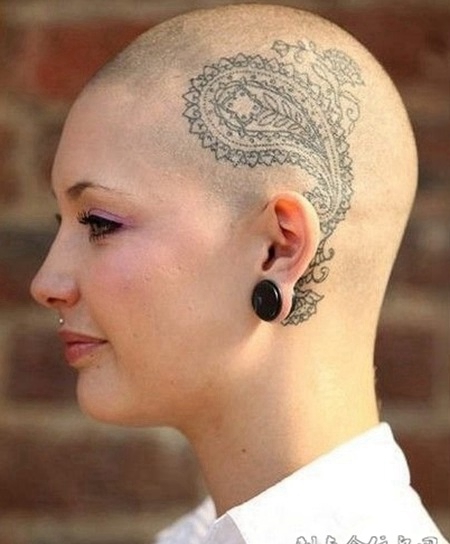 美女头部纹身 个性唯美黑色图案欣赏