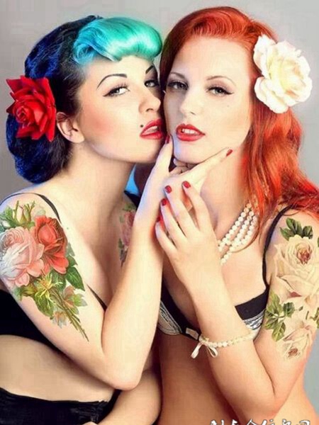 惊艳美女纹身图片