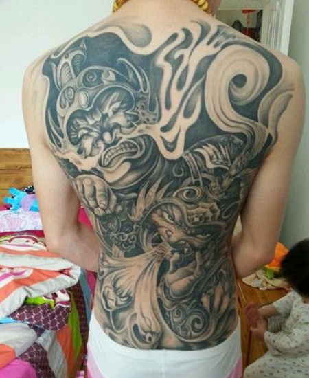 满背哼哈二将纹身图片