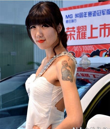 纹身为你添加一些神秘色彩