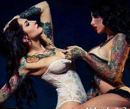 美女百合花开 纹身让这份爱更纯洁