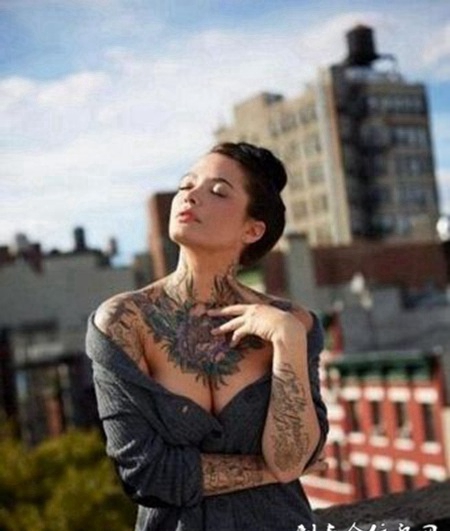 风情美女气质纹身