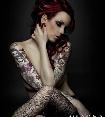 精美黑白气质少女纹身