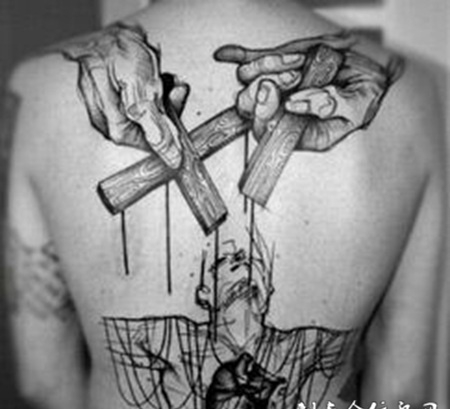 恐怖人体黑白纹身