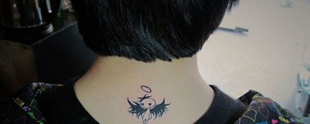 颈部后的小堕落天使纹身图片