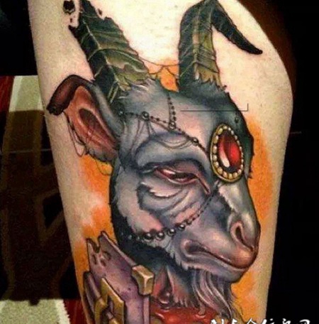 腿部非主流羚羊艺术纹身图案