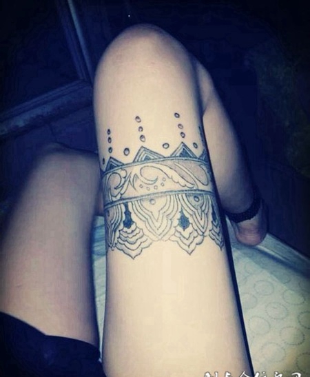 性感腿部个性刺青图案