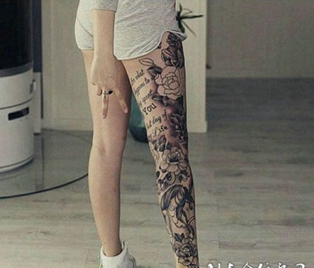 长腿美女腿部经典花丛纹身图案