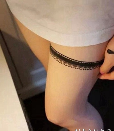 时尚性感美女的蕾丝诱惑纹身图片