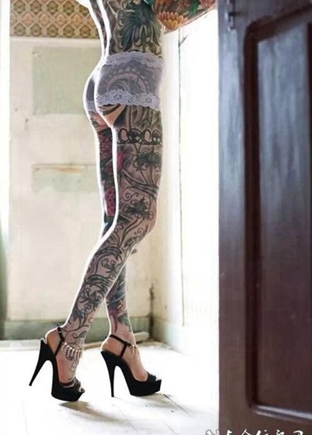 炫酷时尚花腿个性纹身