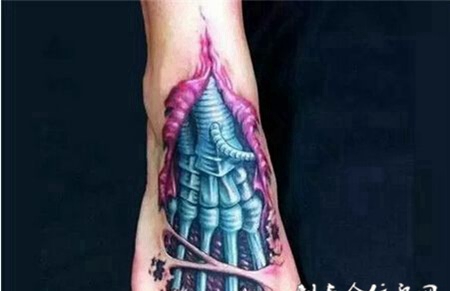 另类脚背纹身图案