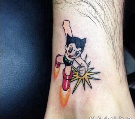 卡通个性腿部纹身