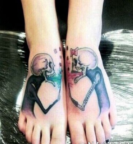 经典腿部组合纹身