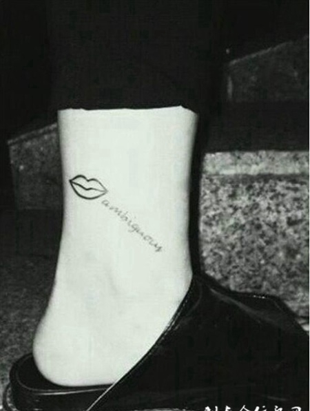 清新脚踝纹身图片