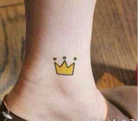 女生唯美简单的脚踝纹身