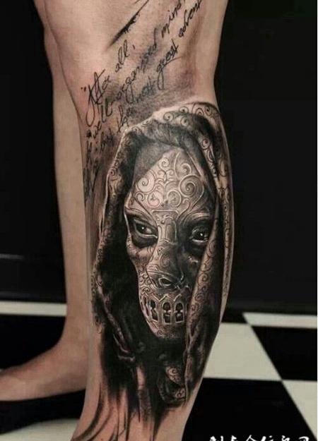 男人小腿炫酷死神刺青图案