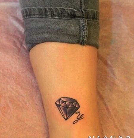 脚部英文钻石小清新纹身