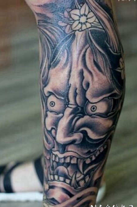 腿部神秘般若刺青纹身