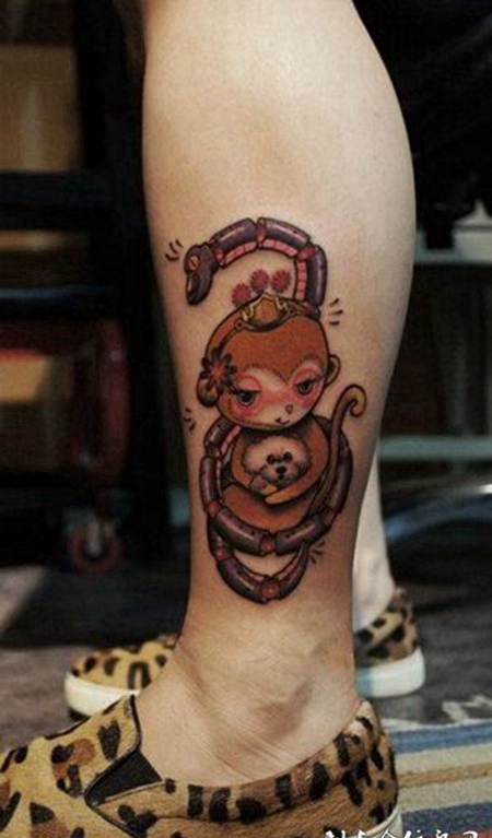 可爱卡通动物腿部纹身