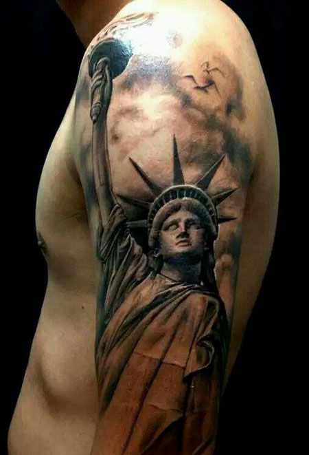 大臂经典自由女神纹身图案