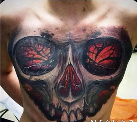 另类胸部骷髅头纹身