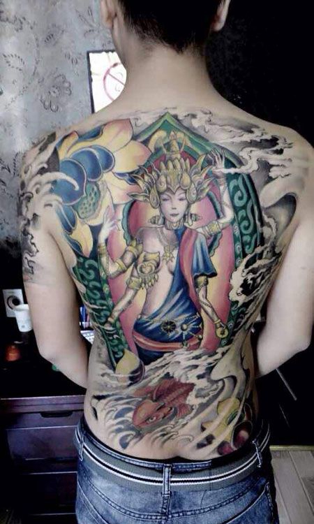满背彩色度母纹身图案
