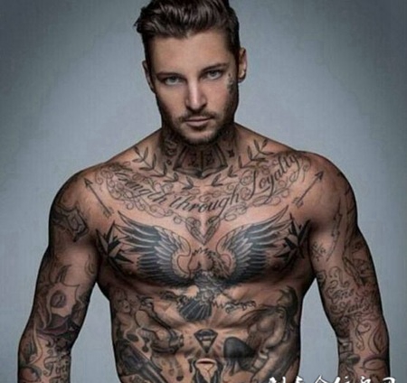 欧美帅哥全甲纹身