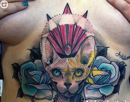 Master风格胸部纹身