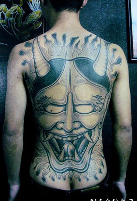 男人满背夜叉纹身 恐怖系列图片