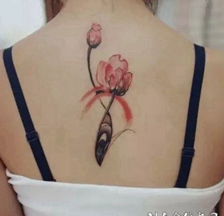 性感女生罂粟花纹身简单图案