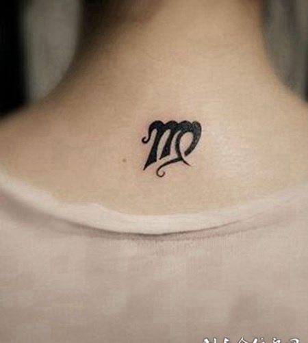 颈部后处女座个性纹身图案