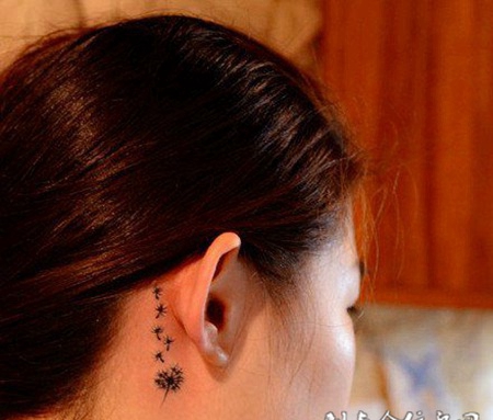 耳朵蒲公英纹身图案女生图片