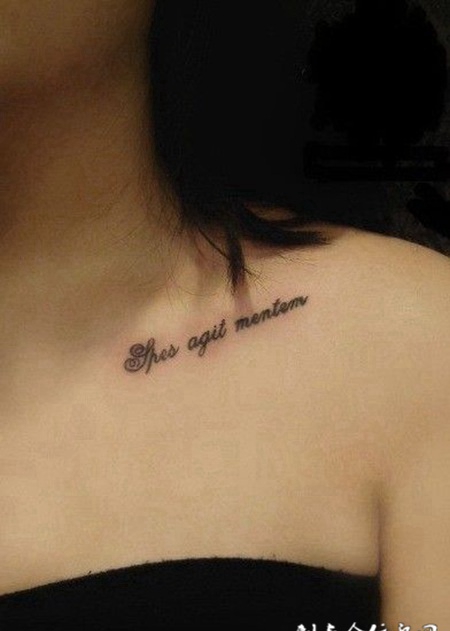 女生性感锁骨纹身图案大全