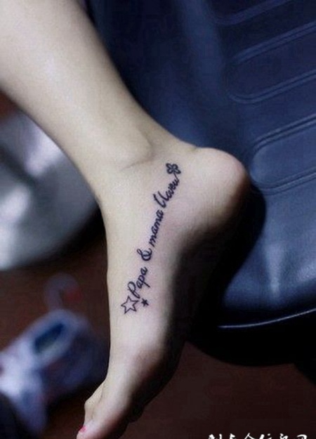 女生脚部星星英文纹身图案大全