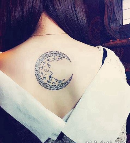 纹身小清新月亮图腾图片