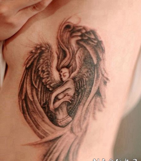 女生纹身天使图案素材