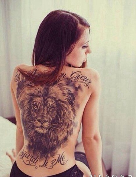 女生满背狮子纹身图片