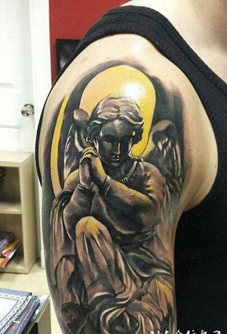 欧美纹身上臂图腾图案欣赏