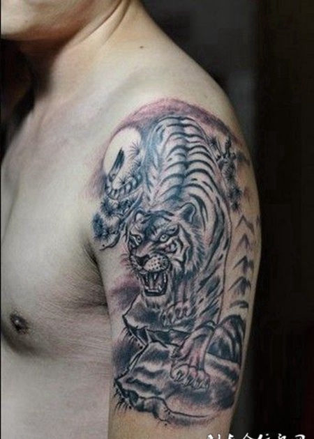 过肩虎纹身图案大全缩略频道推荐图