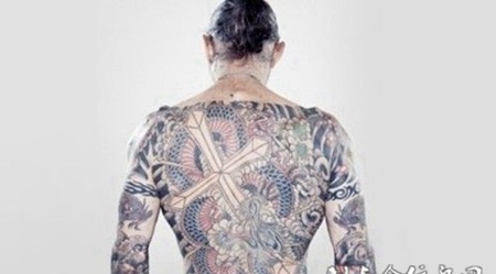 日本个性满背图腾纹身图案