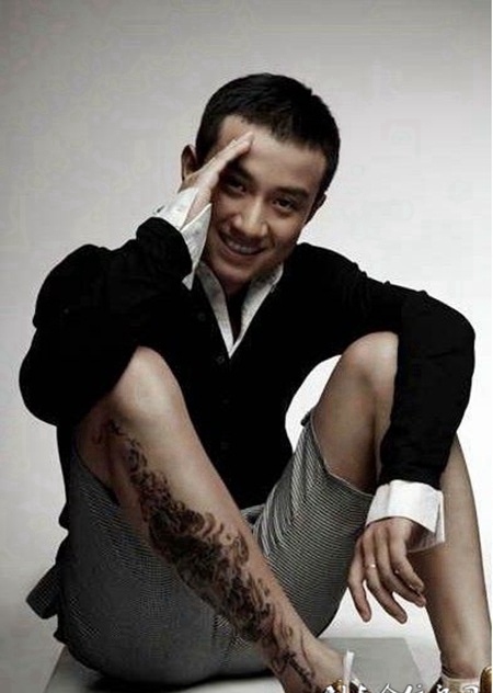 文章小腿抽象纹身图片