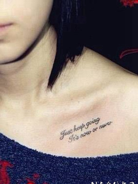 锁骨纹身图案字母图片