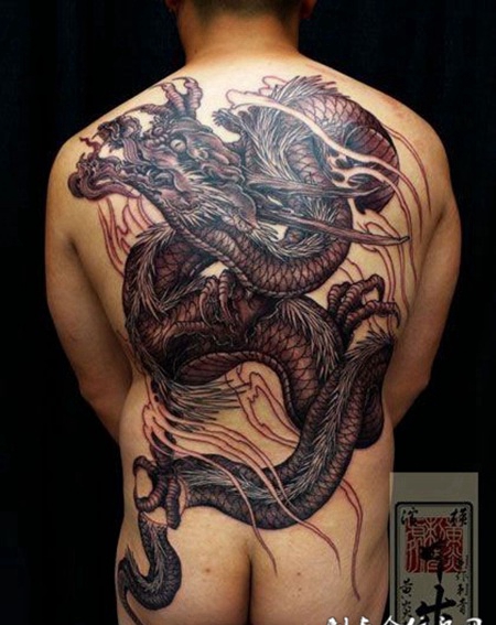 日本满背d龙纹身图案大全图片