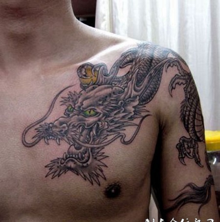 男士经典满胸过肩龙纹身图案大全