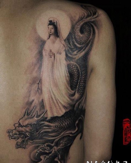 男生背部图腾观音龙纹身图案大全