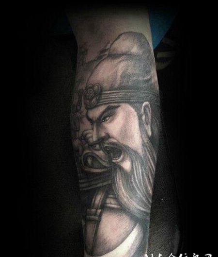 男士个性时尚手臂关公纹身图案欣赏