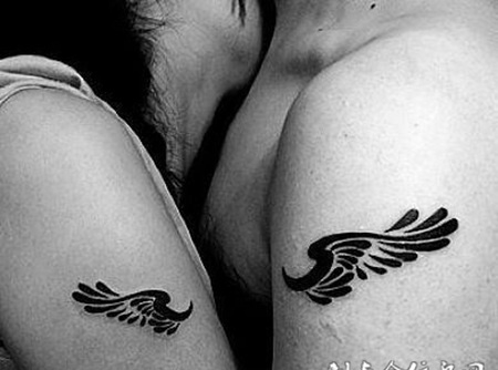 手臂翅膀情侣图腾纹身图案大全