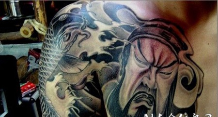 鲤鱼关公半甲纹身图案大全