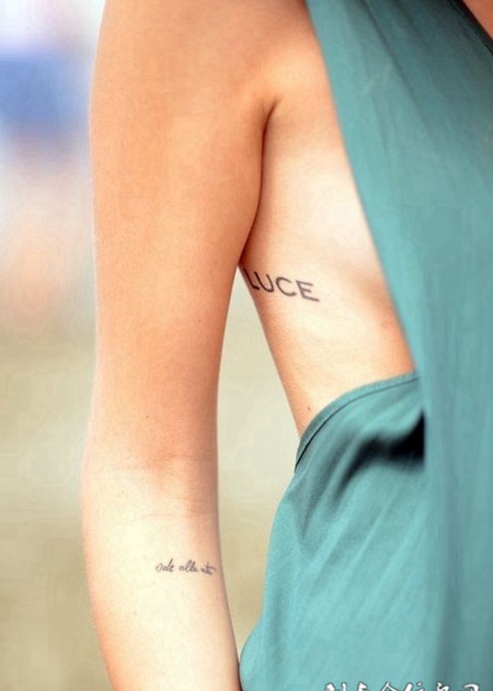 欧美女生性感个性英文纹身图案欣赏