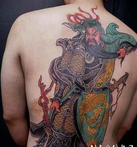 男生彩色满背关公纹身图片大全